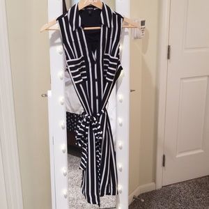 Express Button/Waist Tie Dress SM